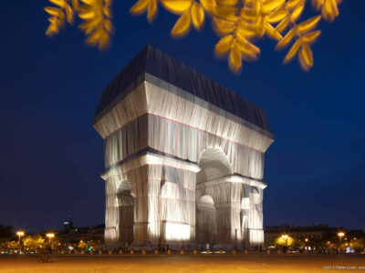 L’Arc de Triomphe Wrapped 2021 – Christo and Jeanne-Claude, Paris, France